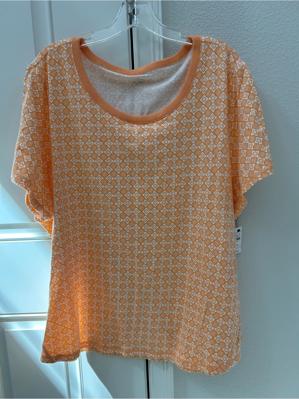 Talbots Peach-White Short Sleeve Geometric Tee